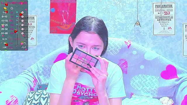 Vanessa Florence online show from February 3, 1:30 am