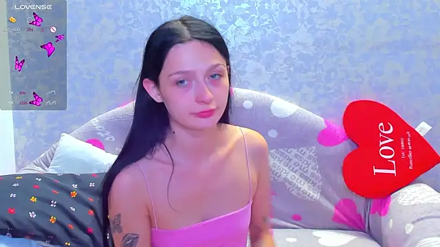 Vanessa Florence online show from October 6, 1:03 am