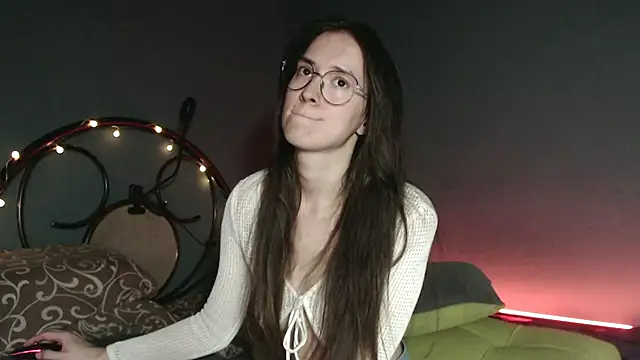 wow  kelly online show from December 11, 5:15 pm