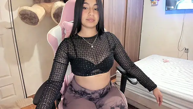 julieth hot69 online show from March 31, 4:57 am