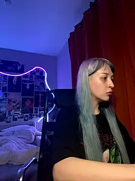 Snapshot of Dooubletroublee chatting on November 2, 10:34 pm Dooubletroublee online show from November 2, 10:34 pm