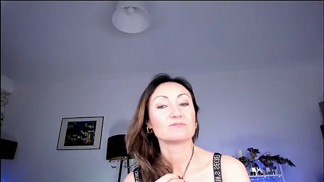 Snapshot of MissAliciaFD chatting on December 19, 5:08 pm MissAliciaFD online show from December 19, 5:08 pm