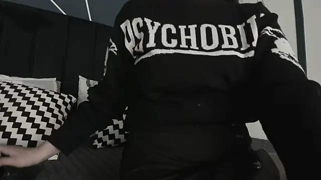 Adeelinee online show from January 30, 7:59 pm