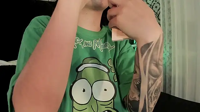 Adeelinee online show from November 29, 8:34 pm