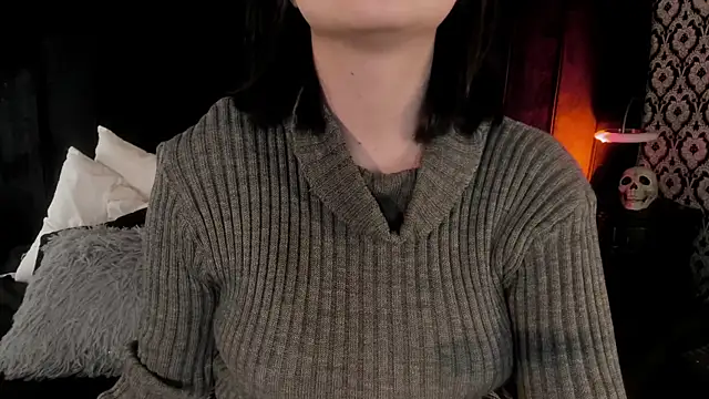 Adeelinee online show from January 7, 7:49 pm