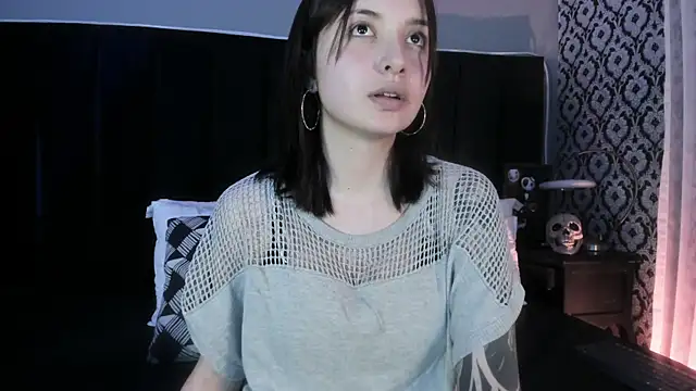 Adeelinee online show from March 26, 8:03 pm