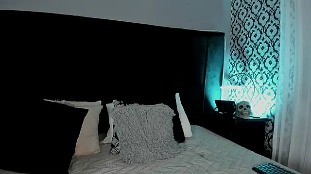 Adeelinee online show from May 22, 7:52 pm