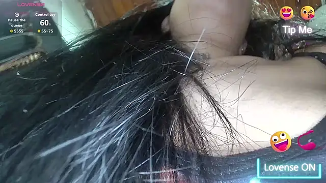 white sexy  online show from April 21, 11:27 am