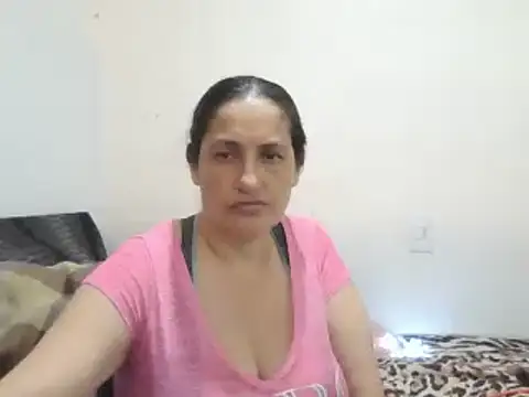 Snapshot of ximenajimenez chatting on February 13, 8:55 pm ximenajimenez online show from February 13, 8:55 pm