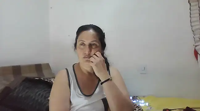 Snapshot of ximenajimenez chatting on March 14, 2:10 am ximenajimenez online show from March 14, 2:10 am