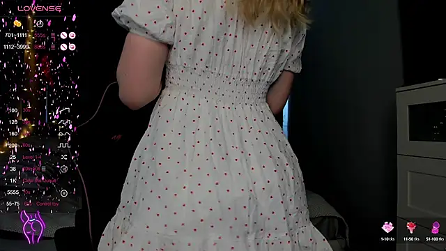 Kimmy powell online show from March 8, 3:17 am