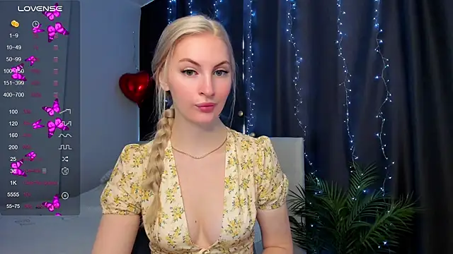 Kimmy powell online show from September 18, 3:30 am