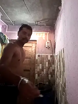 Snapshot of Kartik_bbc_indian chatting on March 5, 1:31 am Kartik bbc indian online show from March 5, 1:31 am