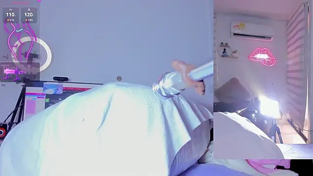 Abigail Girl   online show from January 10, 5:15 pm