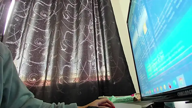 samantha  wilson online show from November 5, 1:22 pm