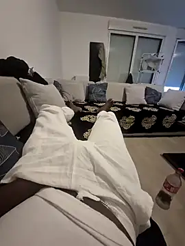 PlasticSurface727 online show from November 21, 12:48 pm