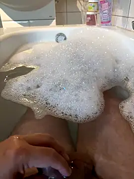 Wessi2005 online show from September 15, 3:45 pm