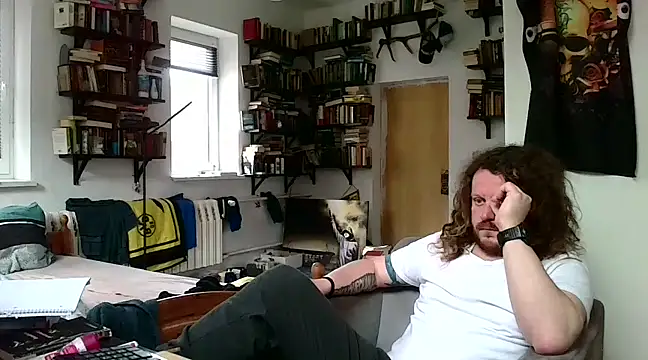 sunr1sa online show from March 1, 1:40 pm