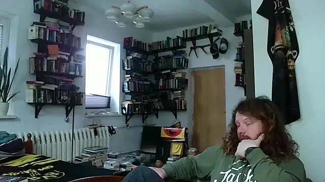 Snapshot of sunr1sa chatting on February 1, 7:29 am sunr1sa online show from February 1, 7:29 am