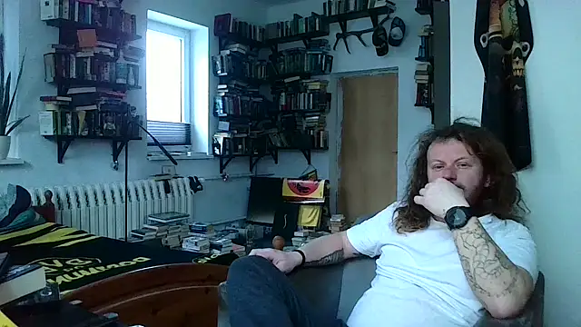 Snapshot of sunr1sa chatting on February 4, 7:03 am sunr1sa online show from February 4, 7:03 am