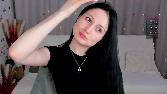 Snapshot of LisaMooore chatting on January 2, 12:34 am LisaMooore online show from January 2, 12:34 am