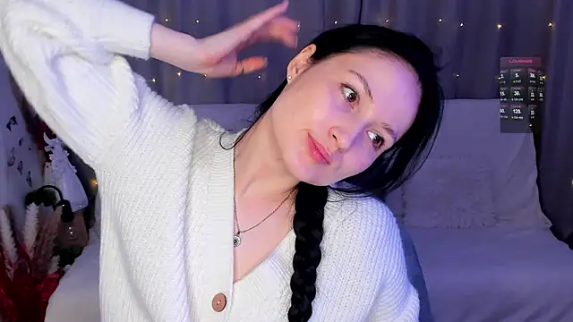 Snapshot of LisaMooore chatting on January 11, 4:25 pm LisaMooore online show from January 11, 4:25 pm