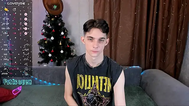 Aaron Boom online show from January 17, 5:12 am