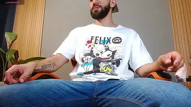 Mr WhiteCock online show from October 21, 12:11 am