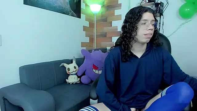 Angel Dust18 online show from March 18, 8:37 pm