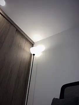 Snapshot of Rae_Lil_White chatting on March 13, 11:49 pm Rae Lil White online show from March 13, 11:49 pm