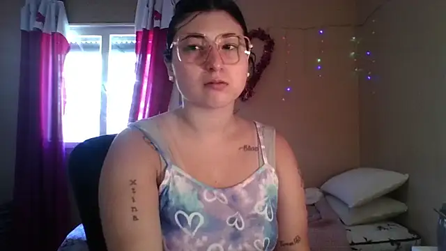 imsohornydacom online show from February 7, 3:16 pm