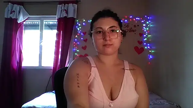 imsohornydacom online show from February 17, 1:40 pm