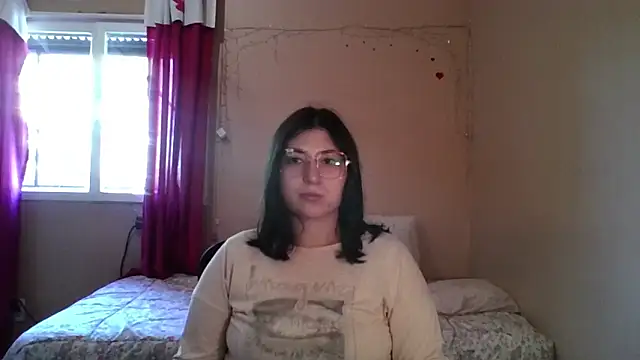 imsohornydacom online show from April 11, 6:23 pm