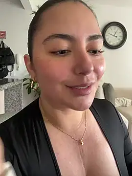 sukhakunis1 online show from May 7, 5:51 pm