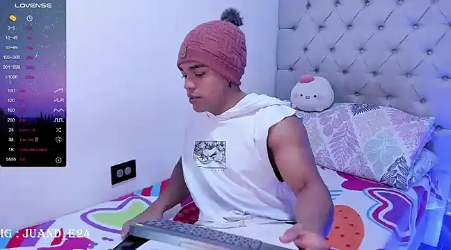 juande 24 online show from December 16, 2:04 am