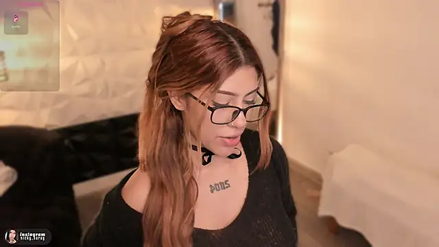 nickky   online show from April 8, 3:39 am