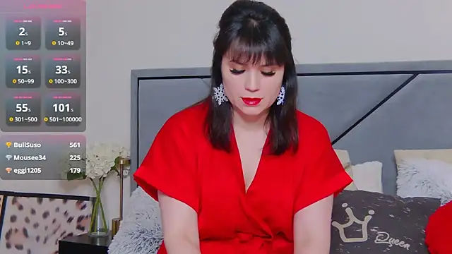 Snapshot of BellaHillss chatting on February 8, 3:53 pm BellaHillss online show from February 8, 3:53 pm