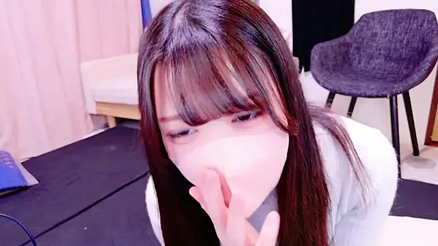 Snapshot of hina_porn chatting on December 19, 10:13 am hina porn online show from December 19, 10:13 am