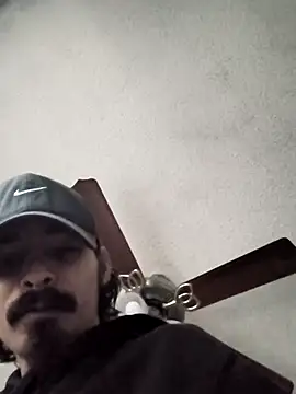 Snapshot of Anxiety420 chatting on February 11, 6:13 pm Anxiety420 online show from February 11, 6:13 pm