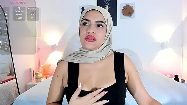 Umarani  online show from October 31, 6:42 pm