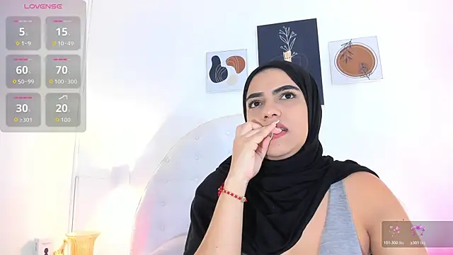 Umarani  online show from November 25, 6:30 pm