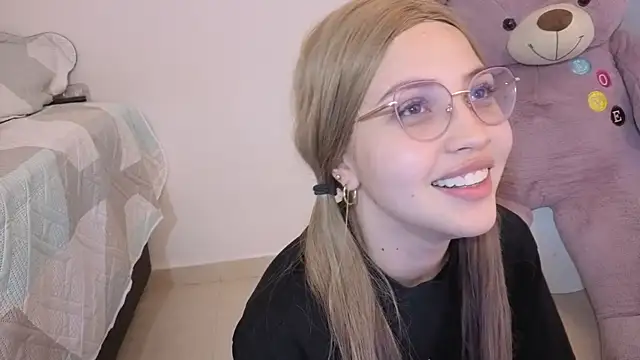 Ary1  online show from December 14, 4:40 am