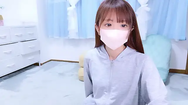 shihori s2 online show from November 5, 12:05 pm