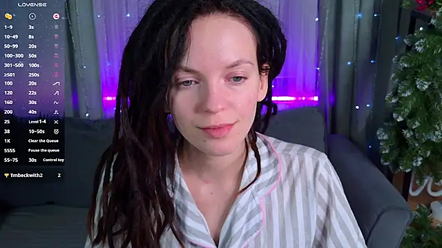 CoreyJane online show from December 16, 5:38 am