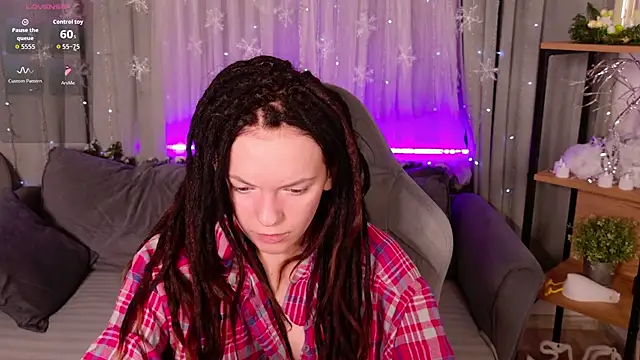 CoreyJane online show from December 18, 5:57 am