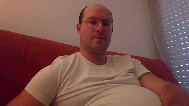 Snapshot of porompomperro chatting on December 29, 2:00 pm porompomperro online show from December 29, 2:00 pm