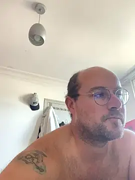Snapshot of porompomperro chatting on October 14, 1:12 pm porompomperro online show from October 14, 1:12 pm
