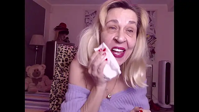 HornyMilf 555 online show from December 22, 2:47 pm