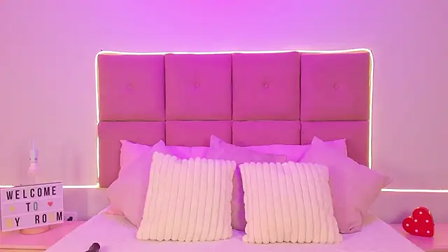 SophieGomez22 online show from March 13, 11:39 am