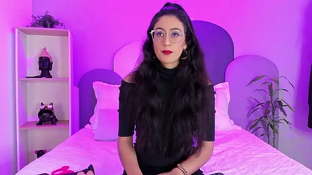 SophieGomez22 online show from March 22, 11:35 am